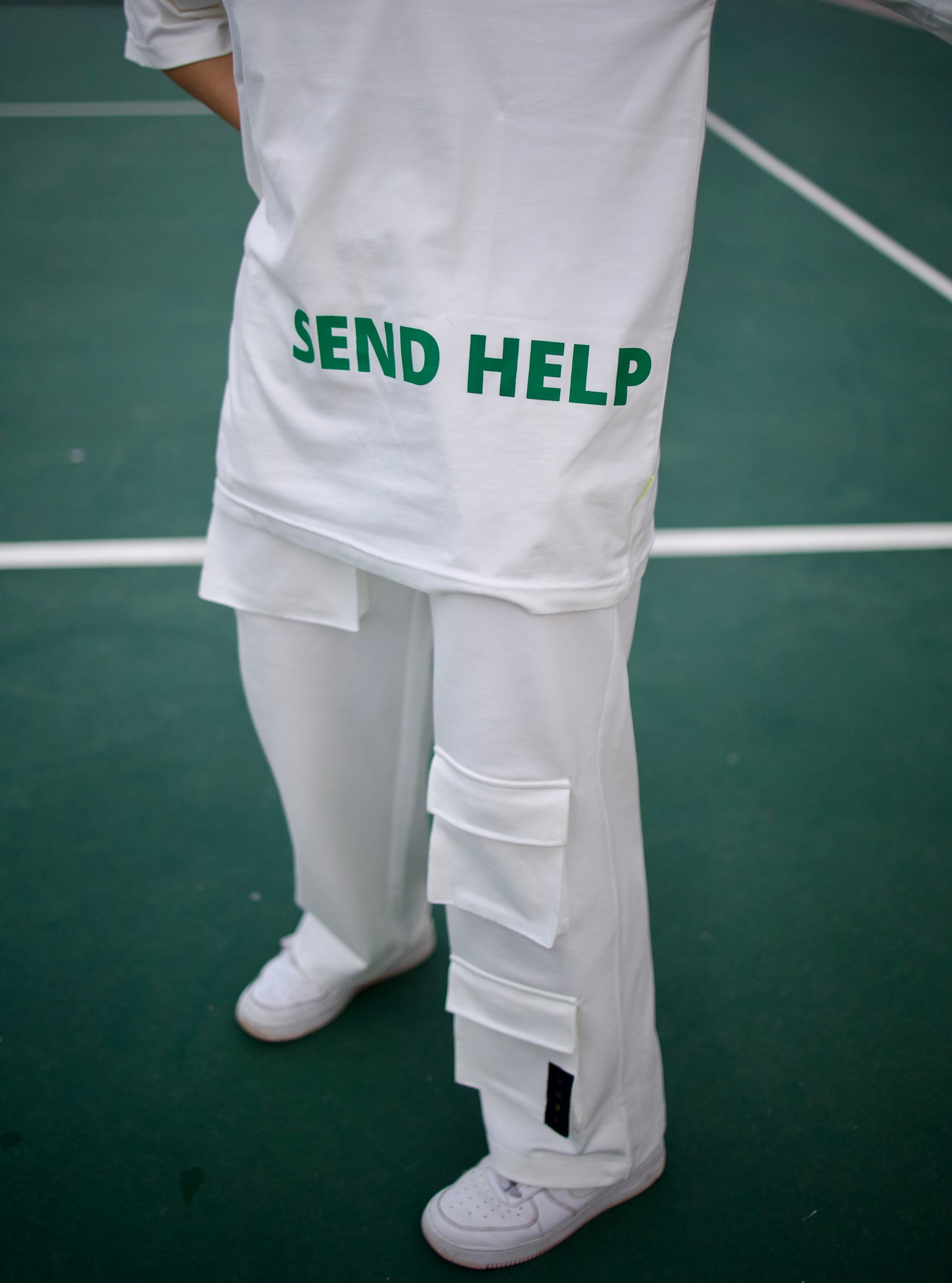 WHITE SEND HELP T-SHIRT