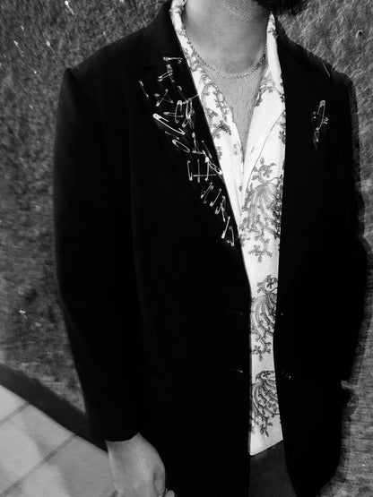 BLACK OVERSIZED BLAZER WITH SAFETY PINS